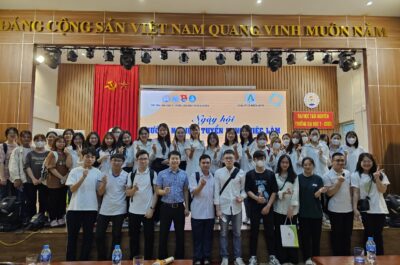 Tổ chức Tọa đàm Hướng nghiệp Dược cho Sinh viên Dược tại ĐH Y Dược Thái Nguyên